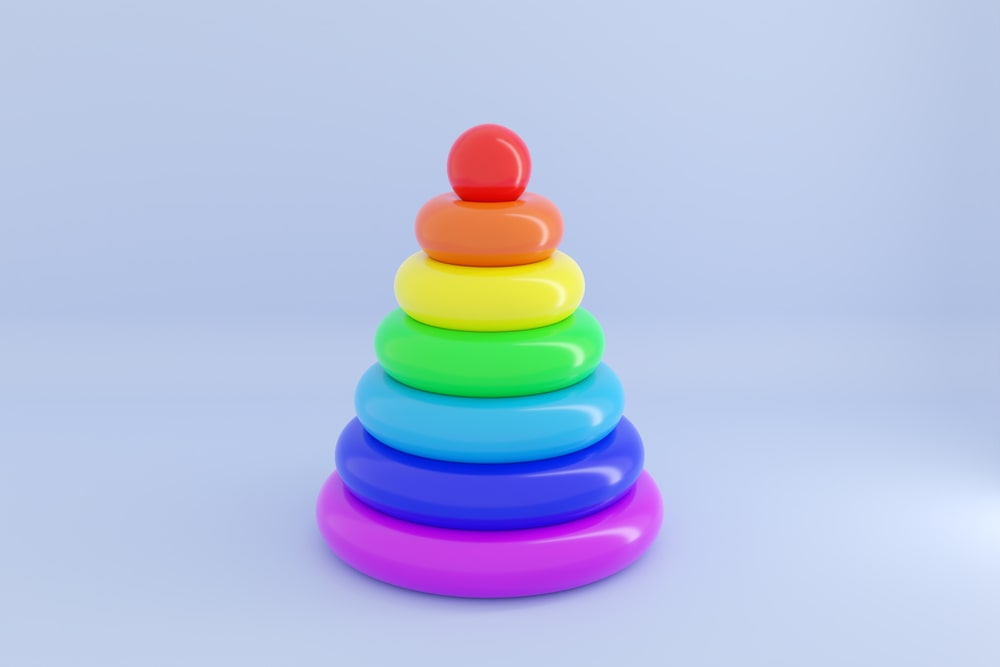 Разноцветная пирамидка для детей